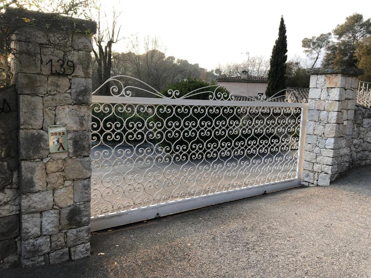 Le Mas Des Gardettes Saint-Paul-de-Vence Exterior photo
